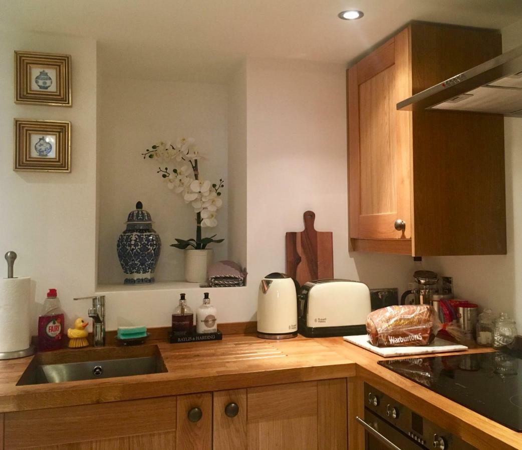 Beautiful 1Br Apartment In Historic St Aubin House מראה חיצוני תמונה