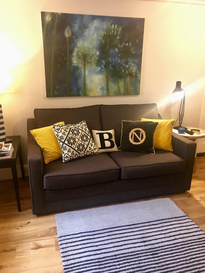 Beautiful 1Br Apartment In Historic St Aubin House מראה חיצוני תמונה
