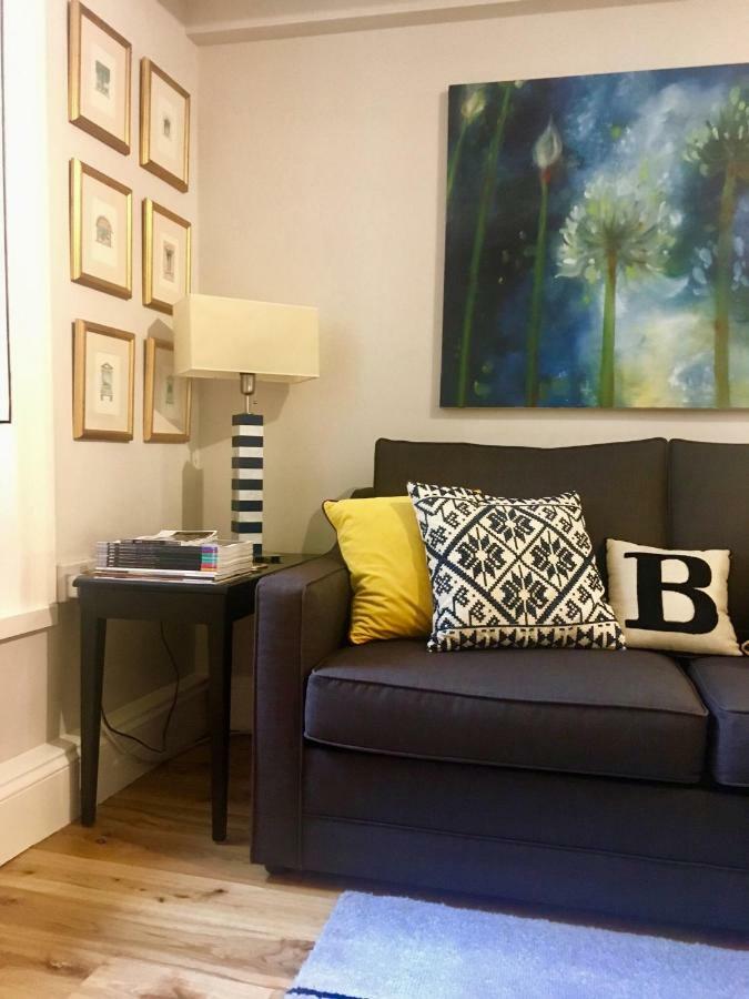 Beautiful 1Br Apartment In Historic St Aubin House מראה חיצוני תמונה