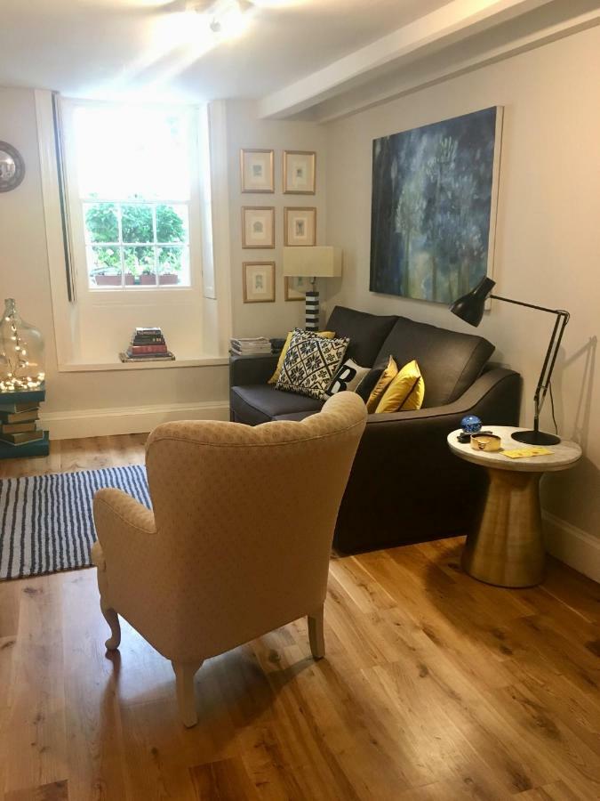 Beautiful 1Br Apartment In Historic St Aubin House מראה חיצוני תמונה